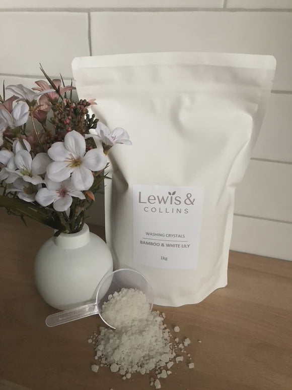 Lewis & Collins Washing Crystals Bamboo & White Lily 1kg