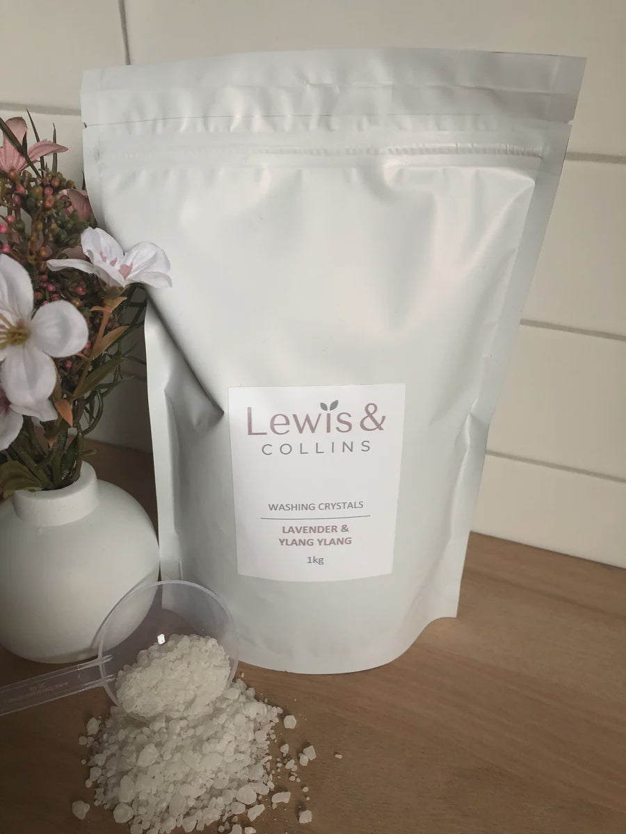 Lewis & Collins Washing Crystals Lavendar & Ylang 1kg