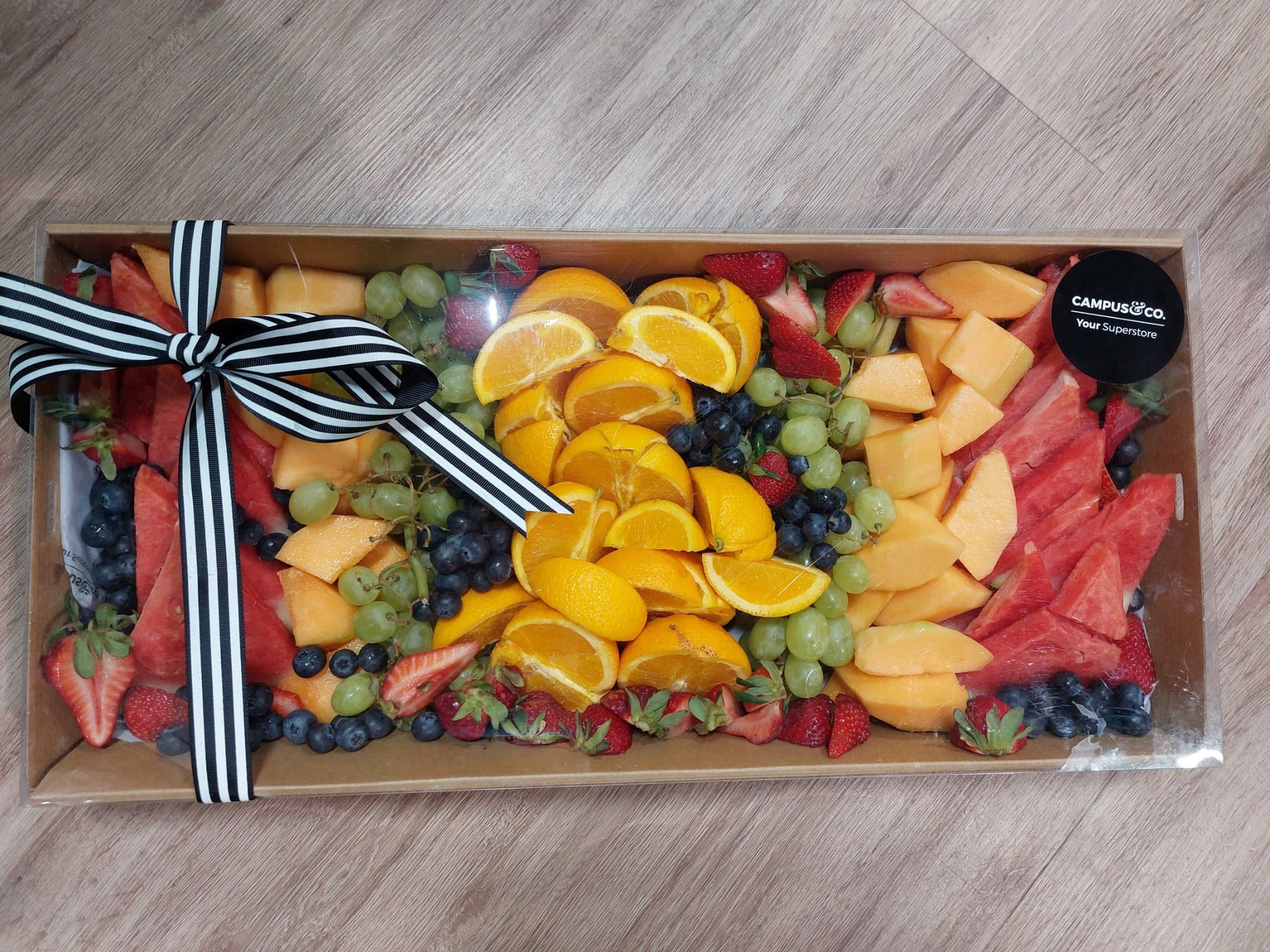 Large Fruit Platter - Serves 15-20