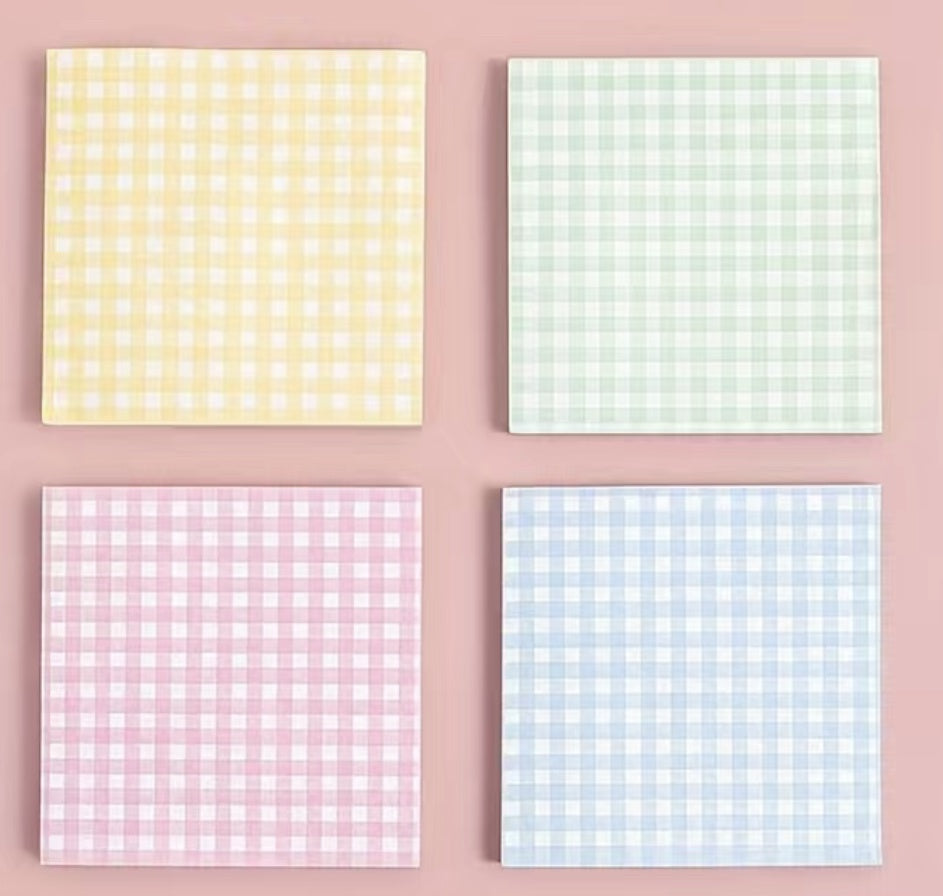 Gingham sticky note